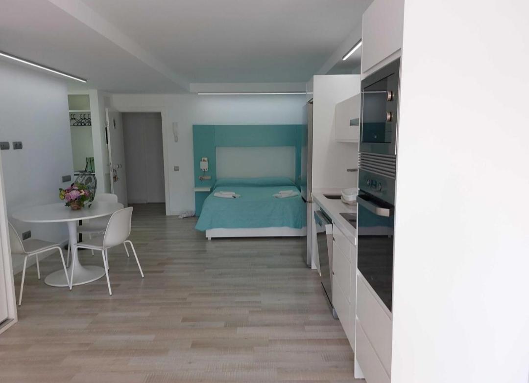 Appartement Apartamento Nuevo En Playa Del Aguila Maspalomas à San Bartolomé Extérieur photo